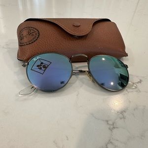 Ray-Ban Round Metal